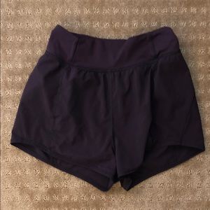 Sz 2 lululemon shorts